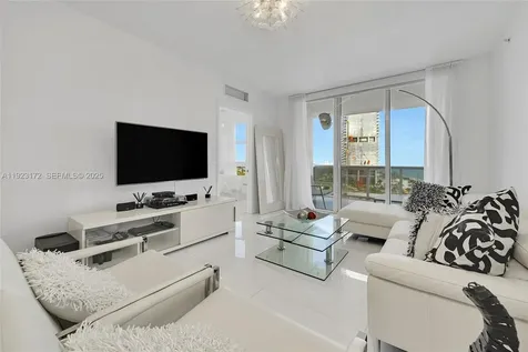 18201 Collins Avenue Sunny Isles Beach FL 33160