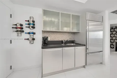 18201 Collins Avenue Sunny Isles Beach FL 33160