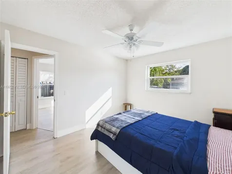 10221 SW 50th Court Cooper City FL 33328
