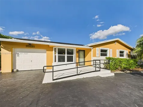10221 SW 50th Court Cooper City FL 33328