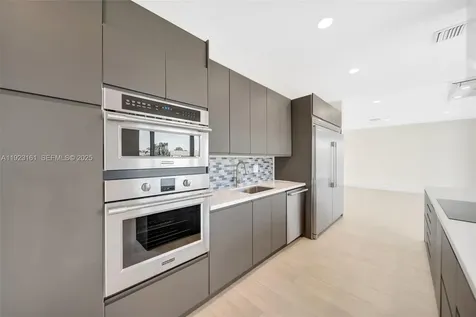 322 Lake Crest Court Weston FL 33326