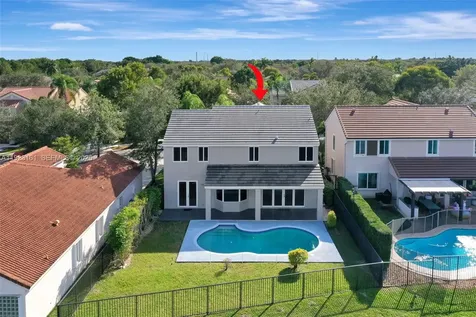 322 Lake Crest Court Weston FL 33326