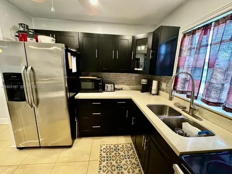 5300 Washington Street Hollywood FL 33021
