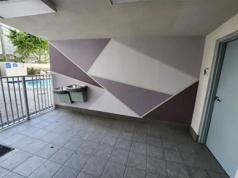 120 SW 8th Avenue Miami FL 33130