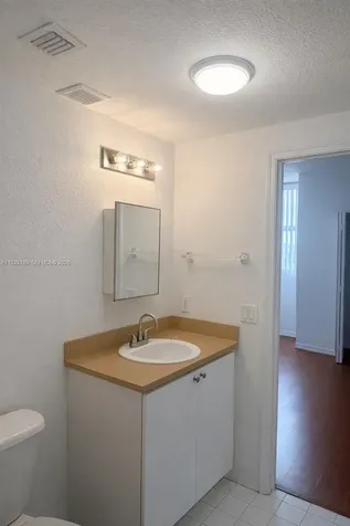 120 SW 8th Avenue Miami FL 33130