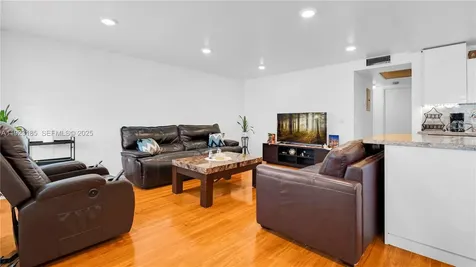551 SW 135th Avenue Pembroke Pines FL 33027