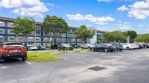 551 SW 135th Avenue Pembroke Pines FL 33027