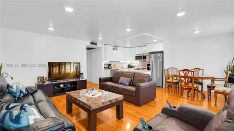 551 SW 135th Avenue Pembroke Pines FL 33027