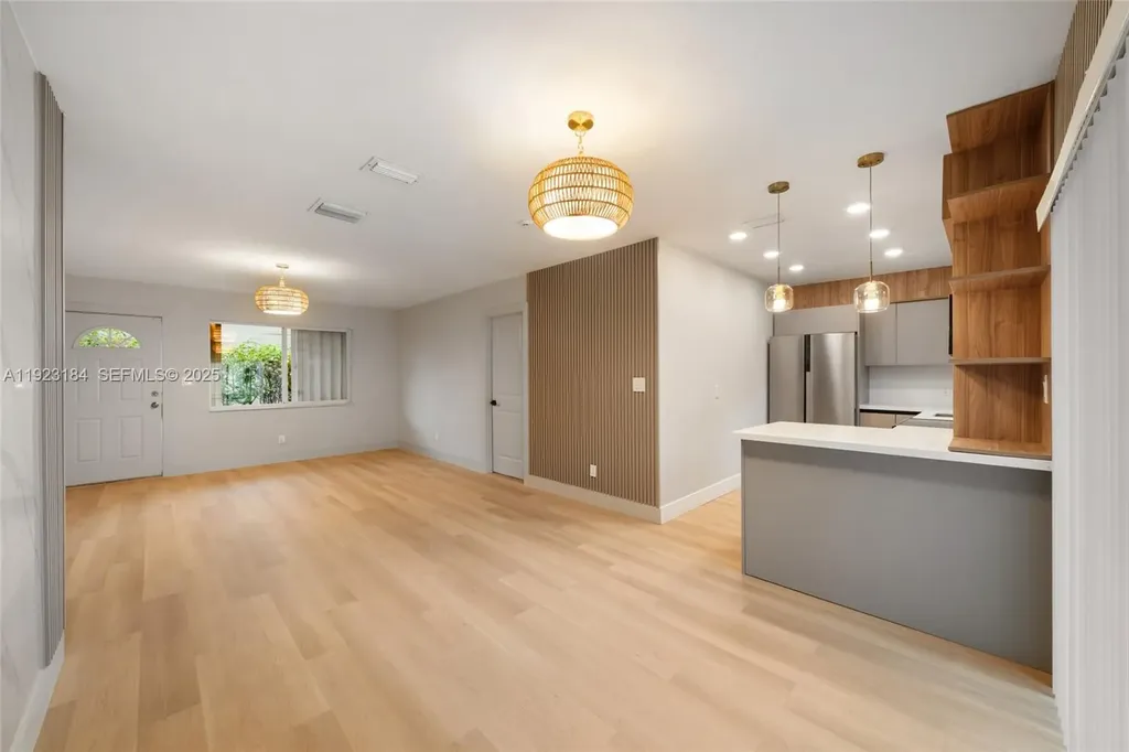 2350 NW 56th Street Miami FL 33142
