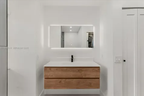 10923 SW 75th Terrace Miami FL 33173