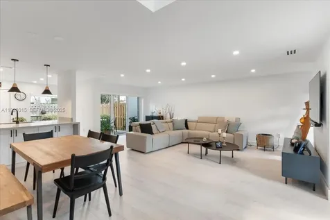 10923 SW 75th Terrace Miami FL 33173
