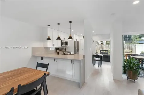10923 SW 75th Terrace Miami FL 33173
