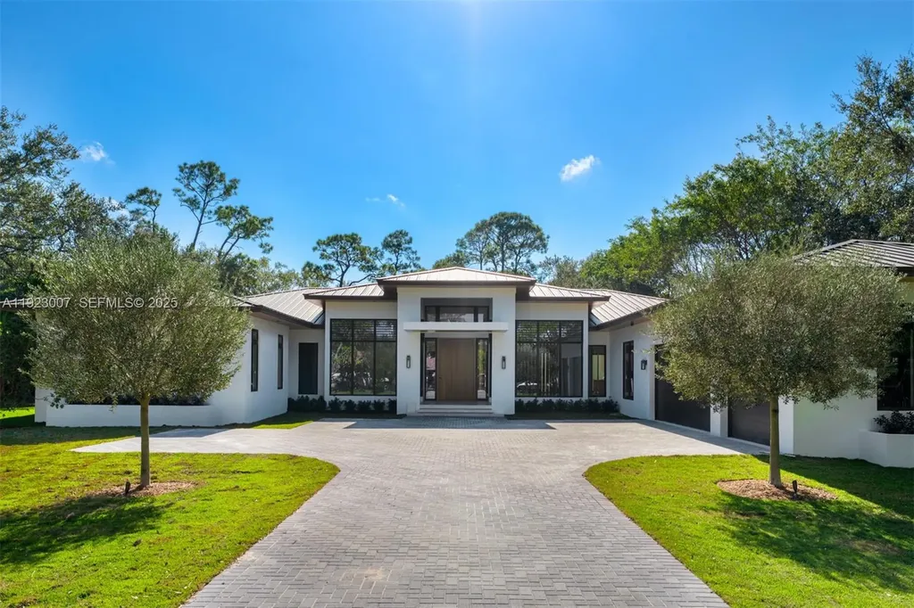 6840 SW 92nd Street Pinecrest FL 33156