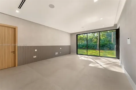 6840 SW 92nd Street Pinecrest FL 33156