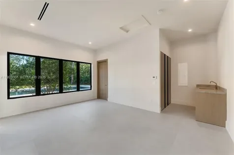 6840 SW 92nd Street Pinecrest FL 33156
