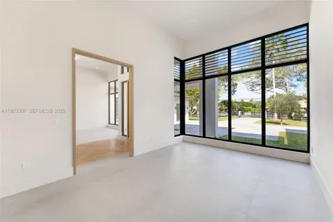 6840 SW 92nd Street Pinecrest FL 33156