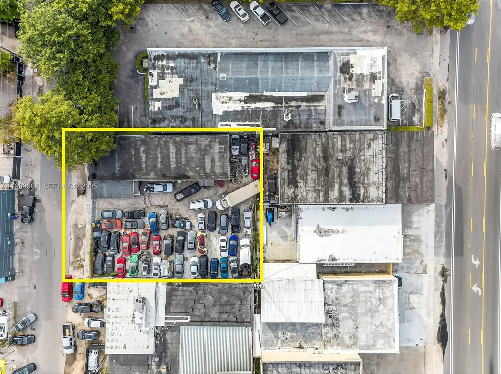 5832 Washington Street Hollywood FL 33023