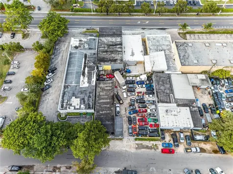 5832 Washington Street Hollywood FL 33023
