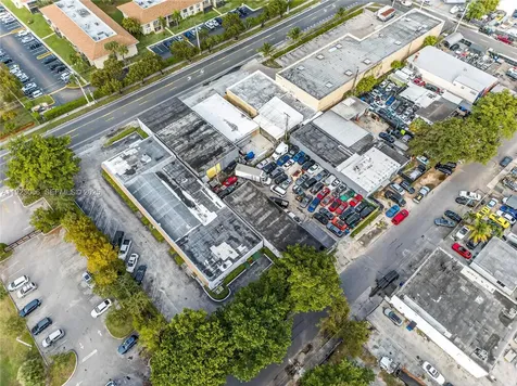 5832 Washington Street Hollywood FL 33023