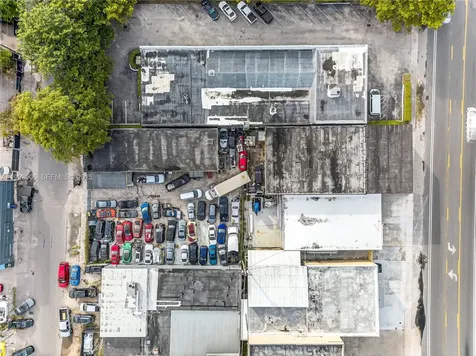 5832 Washington Street Hollywood FL 33023