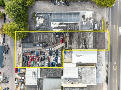 5832 Washington Street Hollywood FL 33023