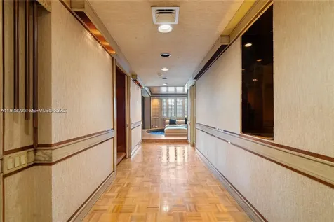 11111 Biscayne Boulevard Miami FL 33181
