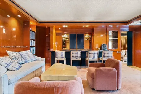 11111 Biscayne Boulevard Miami FL 33181