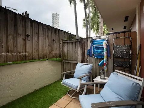 437 SW 3rd Street Miami FL 33130