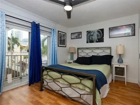 437 SW 3rd Street Miami FL 33130