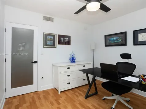 437 SW 3rd Street Miami FL 33130