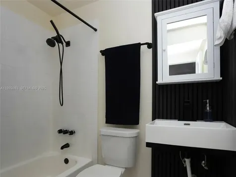 437 SW 3rd Street Miami FL 33130