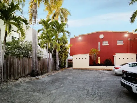 437 SW 3rd Street Miami FL 33130