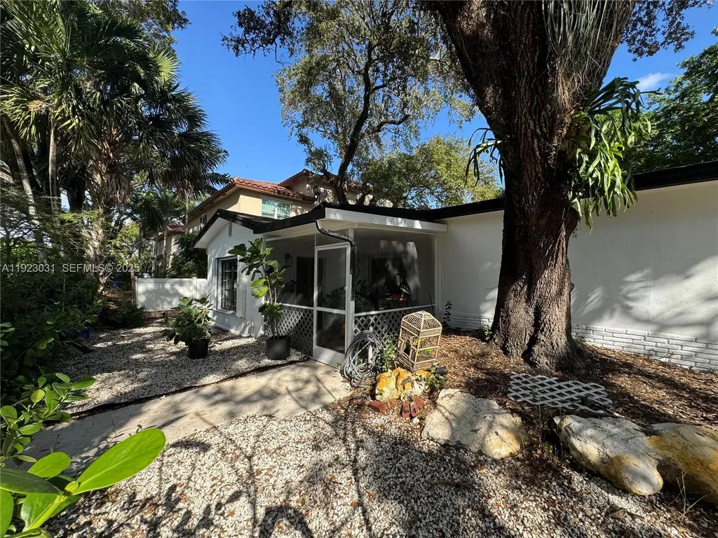 2390 SW 18th Avenue Fort Lauderdale FL 33315