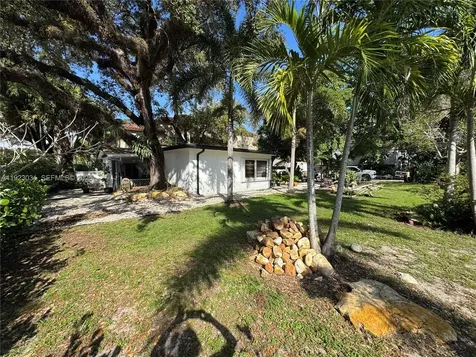 2390 SW 18th Avenue Fort Lauderdale FL 33315