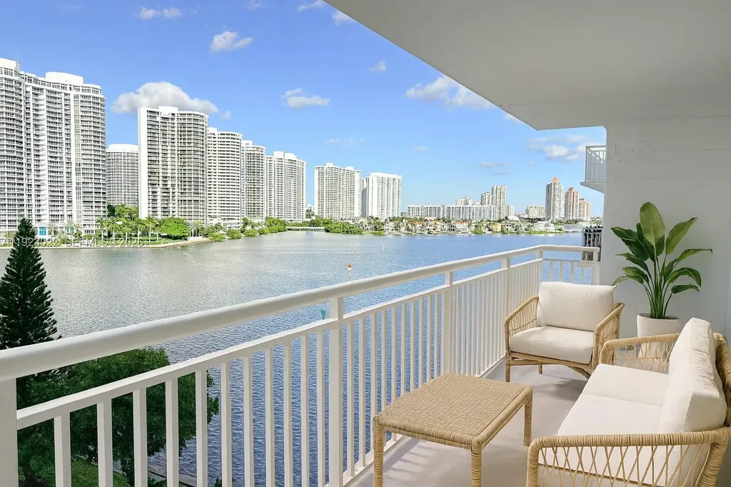 301 174th Street Sunny Isles Beach FL 33160