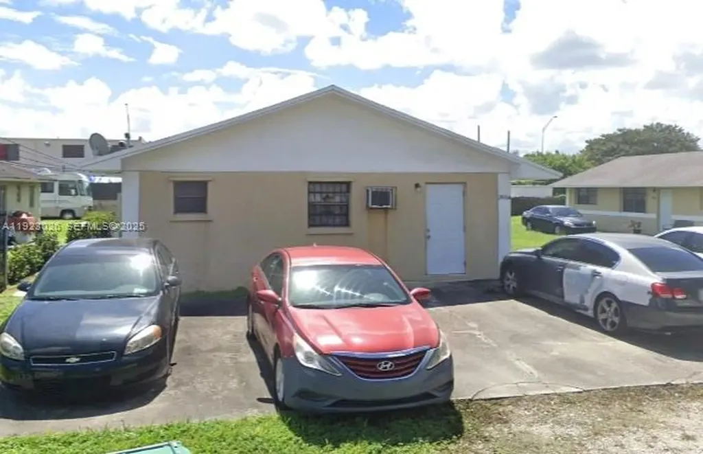 2416 NW 79th Terrace Miami FL 33147