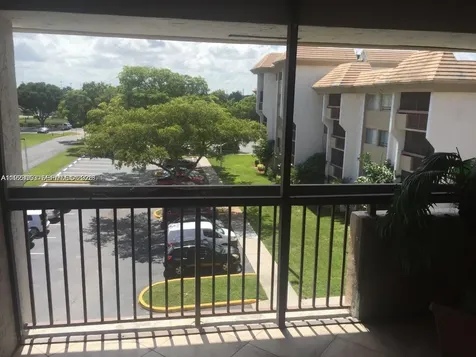 721 N Pine Island Road Plantation FL 33324