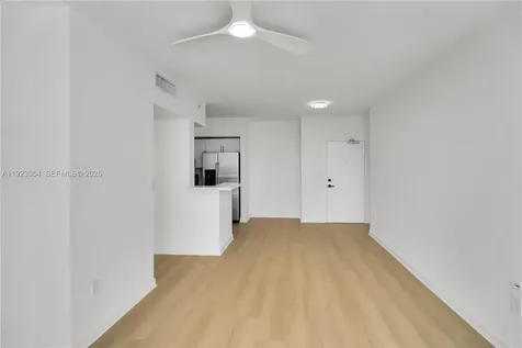 1723 SW 2nd Avenue Miami FL 33129