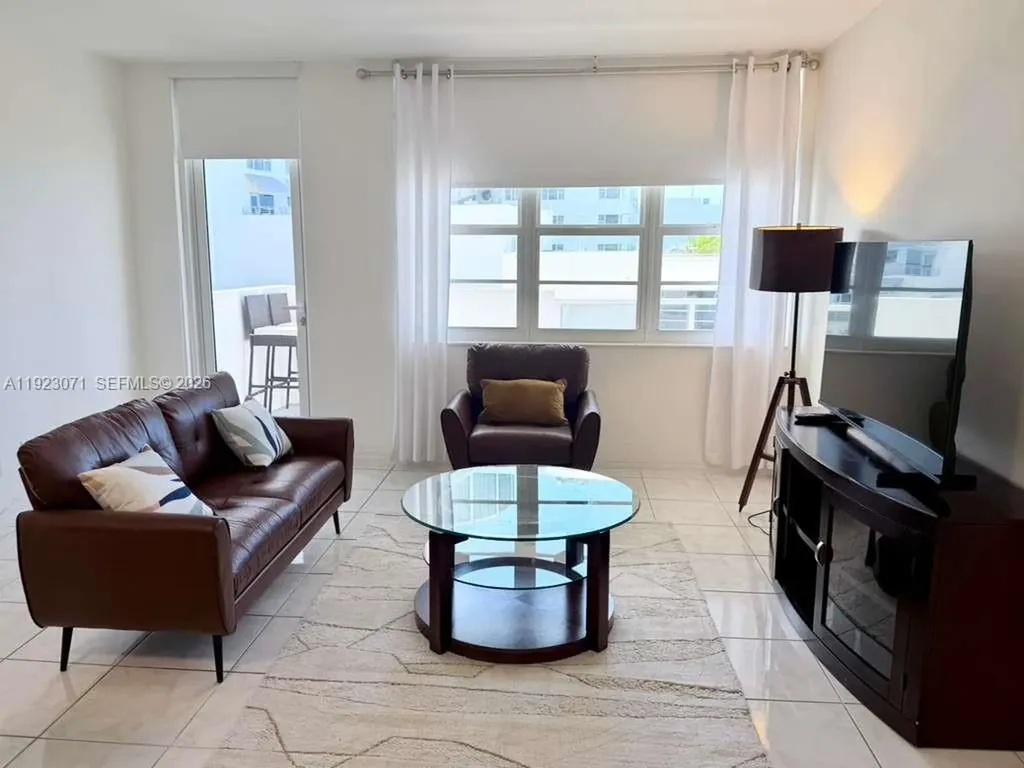 100 Lincoln Road Miami Beach FL 33139