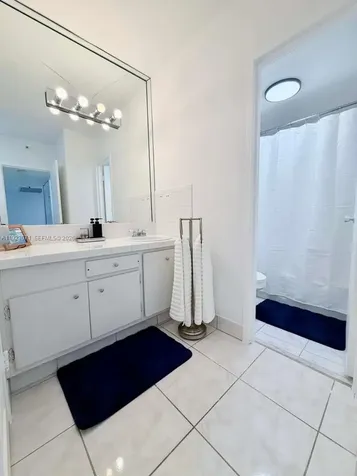 100 Lincoln Road Miami Beach FL 33139