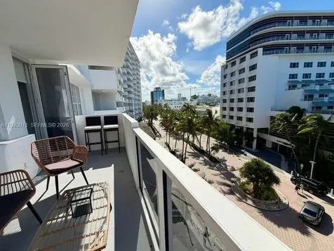 100 Lincoln Road Miami Beach FL 33139