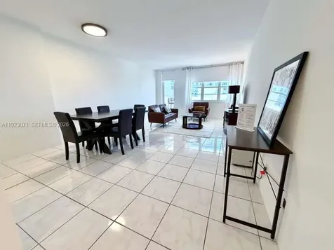 100 Lincoln Road Miami Beach FL 33139