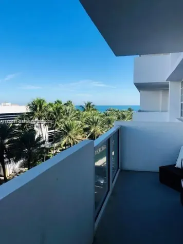 100 Lincoln Road Miami Beach FL 33139