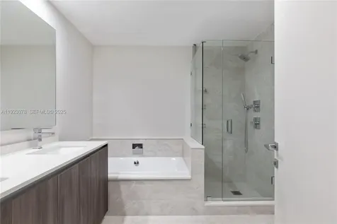 488 NE 18th Street Miami FL 33132