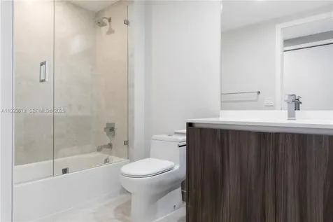 488 NE 18th Street Miami FL 33132