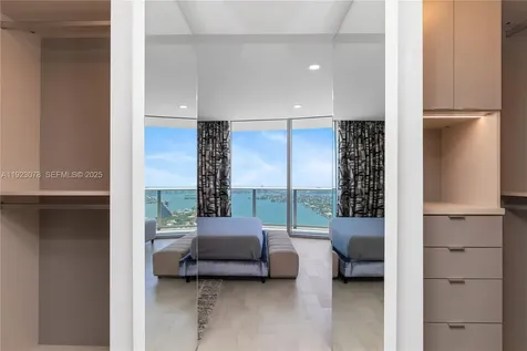 488 NE 18th Street Miami FL 33132