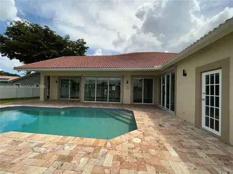 1127 Laguna Springs Drive Weston FL 33326