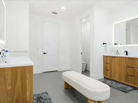 8780 NW 98th Court Doral FL 33178