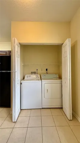 1918 Alamanda Way Riviera Beach FL 33404