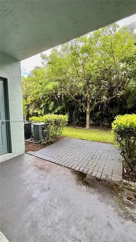 1918 Alamanda Way Riviera Beach FL 33404
